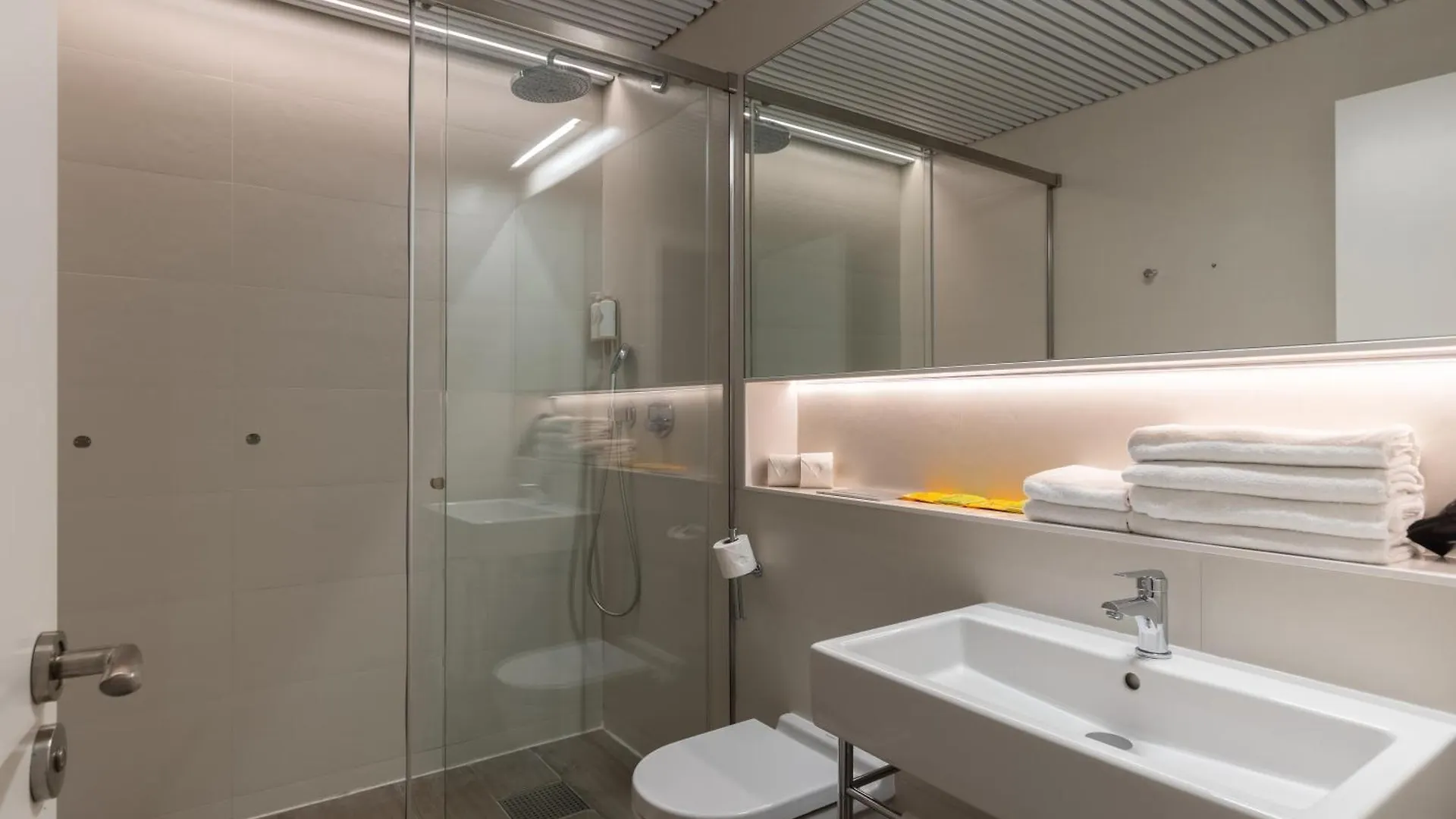 Cosmo Apartments Marina – Auditori Barcellona