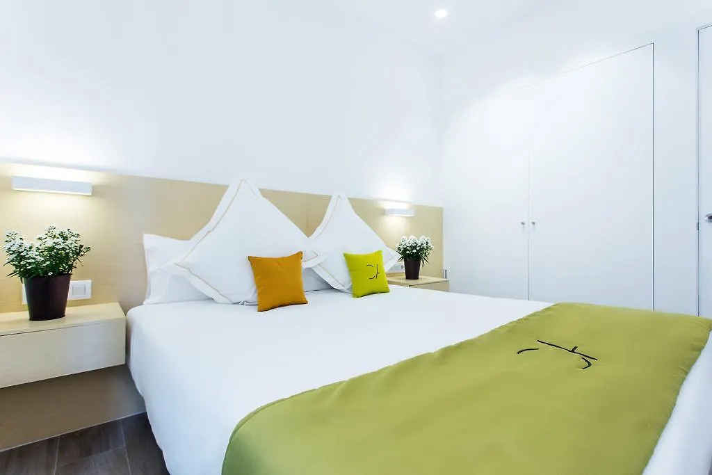 Cosmo Apartments Marina - Auditori Spain